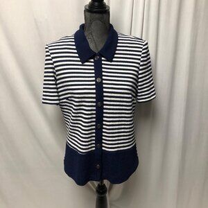 R and M Richards Top Womens Sz 10 Blue White Striped Short Sleeve Stretchy Comfy